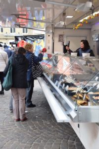 vrijdagmarkt nieuwpoort