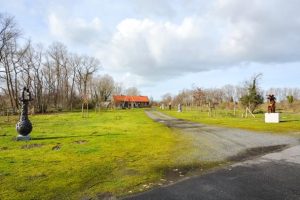 Bezoek de twee musea en de openluchtexpositie 'Kunst in Cabour' op het Domein Cabour