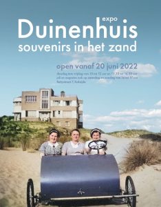 Tentoonstelling in het Duinenhuis: souvenirs in het zand