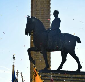 Nieuwpoort huldigt Koning-Soldaat